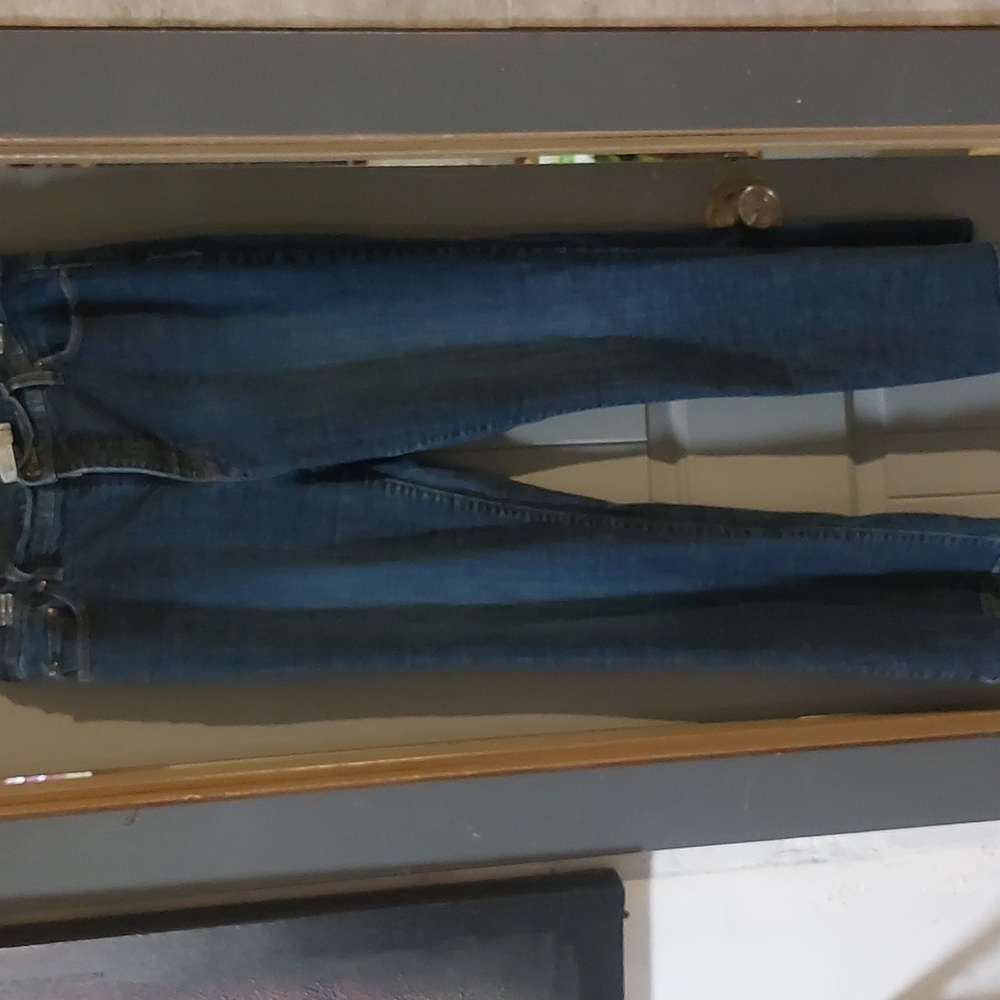 Levi's Perfectly slimming  boot cut 512 jeans Sz 16M